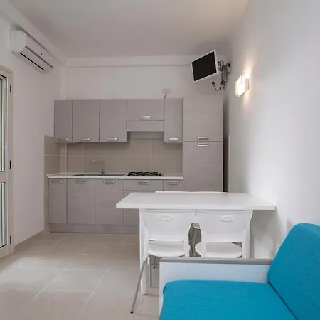 Apartmanhotel Villaggio Alba Chiara 4*