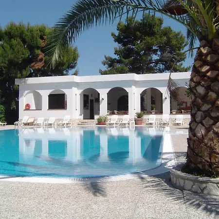 Villaggio Alba Chiara Βιέστε